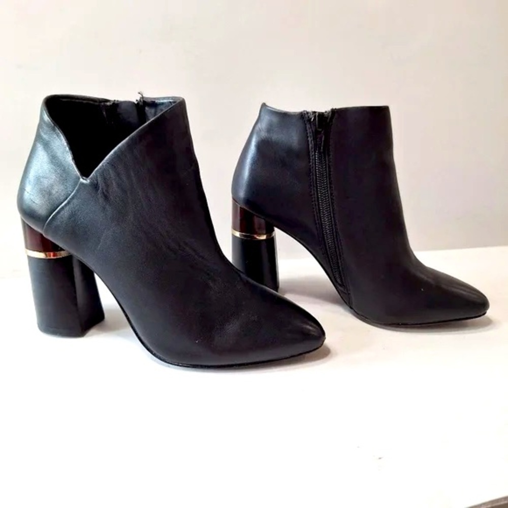 Antonio Melani Black Octavien Leather Preppy Detail On Heel Ankle Boots Size 6.5